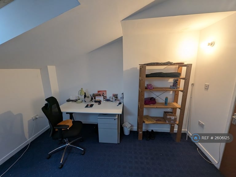1 bedroom in Pomeroy Street, London, SE14 (#2606125)