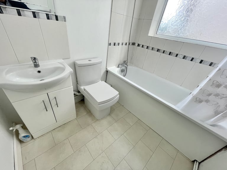 1 Bedroom Flat Uxbridge 