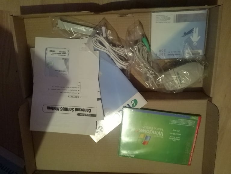 Boxed like new retro gaming pc from 2002 win xp with games 