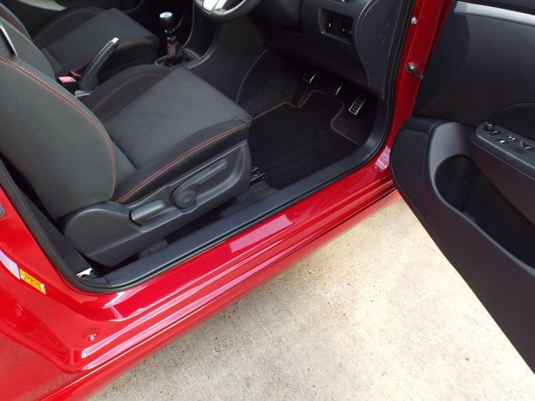 2013 Suzuki Swift 1.6 Sport Euro 5 3dr HATCHBACK Petrol Manual