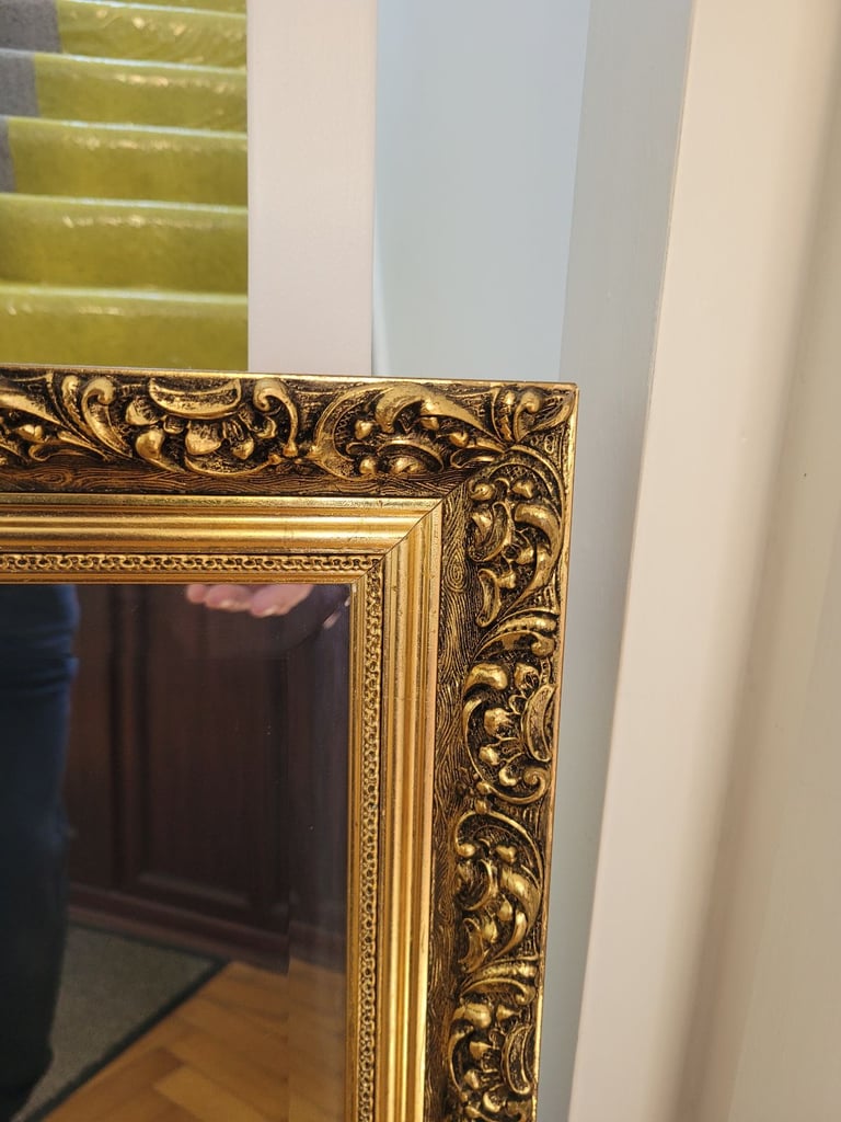 Mirror 