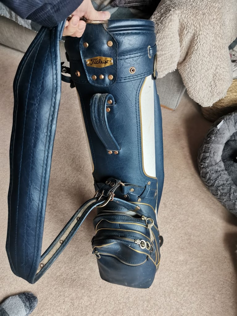 Vintage golf bag. Titleist