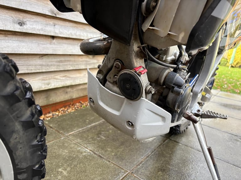 2008 / 08 Yamaha WR250F £2750 Blue 7595 miles.