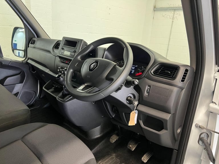 2022 Renault Master LH35dCi 135 Business High Roof Van PANEL VAN DIESEL Manual