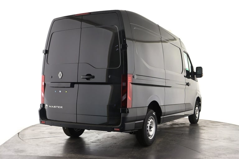 2025 Renault Master MM35 Blue dCi 150 Advance Medium Roof Panel Van Diesel Manual