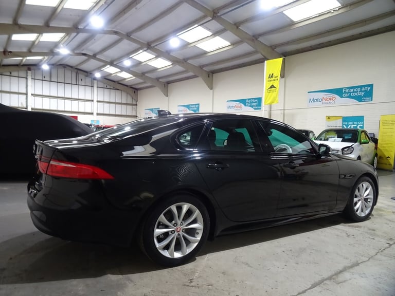 2015 Jaguar XF 2.0d [180] R-Sport 4dr Automatic **LOW MILEAGE*ONLY 15500 MILES FROM NEW** SALOON ...