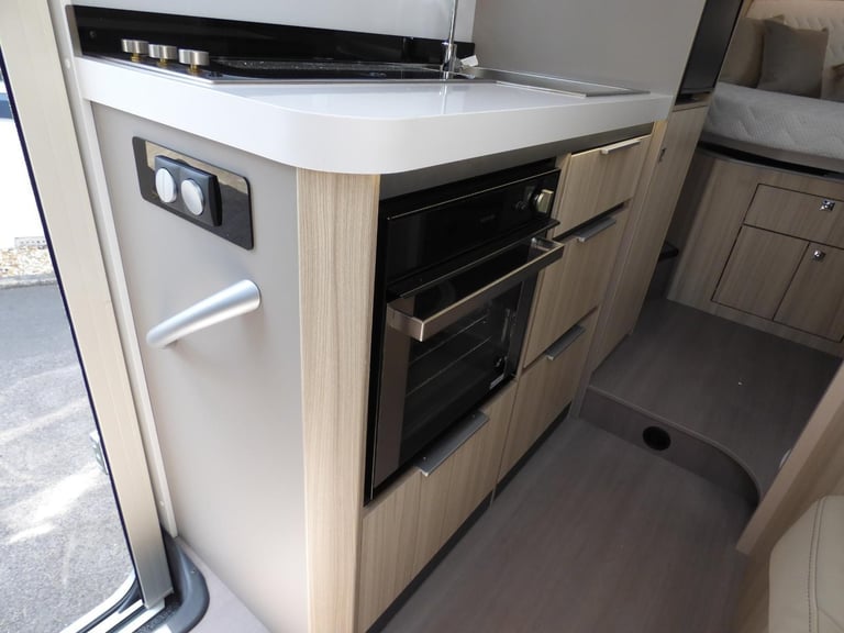 Adria Compact supreme SC DIESEL AUTOMATIC 2025