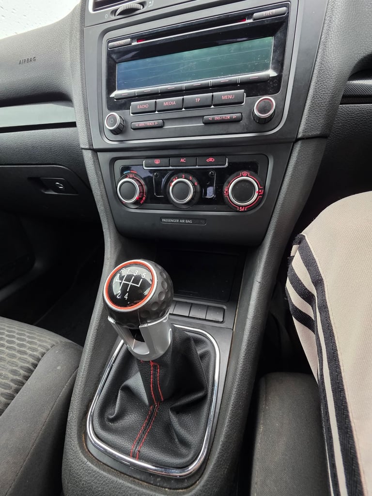 Volkswagen, GOLF, Hatchback, 2010, Manual, 1390 (cc), 3 doors