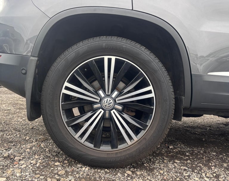 2013 Volkswagen Tiguan 2.0 TDI BlueMotion Tech Match DSG 4WD Euro 5 (s/s) 5dr ESTATE Diesel Autom...