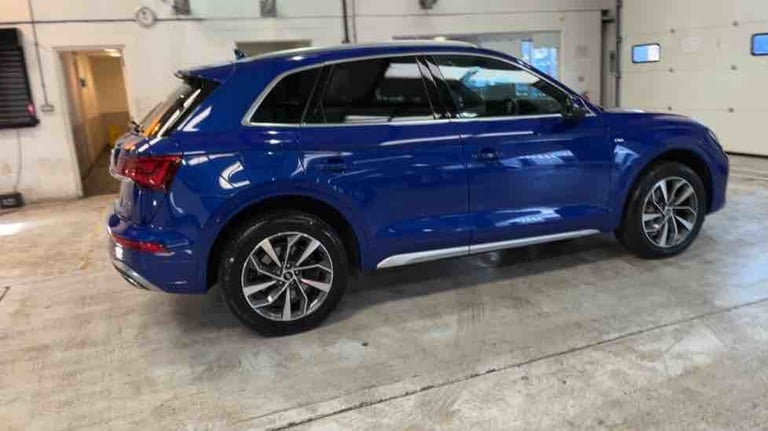 2022 Audi Q5 2.0 TDI 40 S line SUV 5dr Diesel S Tronic quattro Euro 6 (s/s) (204 ps) SUV Diesel A...