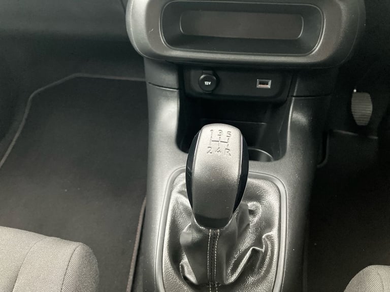 2022 Citroen C3 1.2 PureTech C-Series 5dr Hatchback PETROL Manual