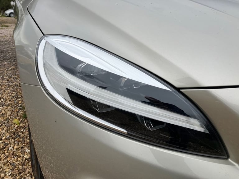 2017 Volvo V40 T3 [152] Cross Country Nav Plus 5dr HATCHBACK PETROL Manual