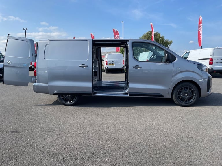  Vauxhall Vivaro Panel 2.0 Turbo D Pro Xl Panel Van 6dr Diesel Manual Lwb Euro