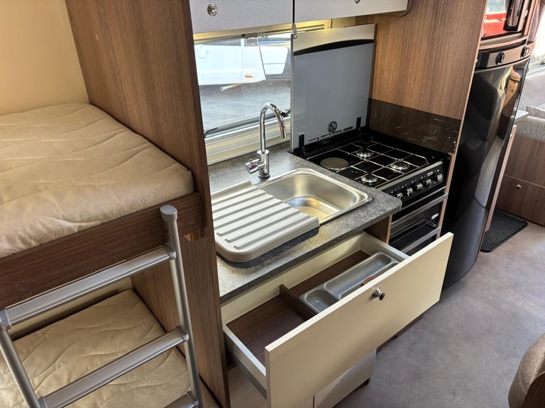 2019 BAILEY PEGASUS GRANDE PALERMO, 6 BERTH, FIXED BUNK BEDS, WIDE BODY