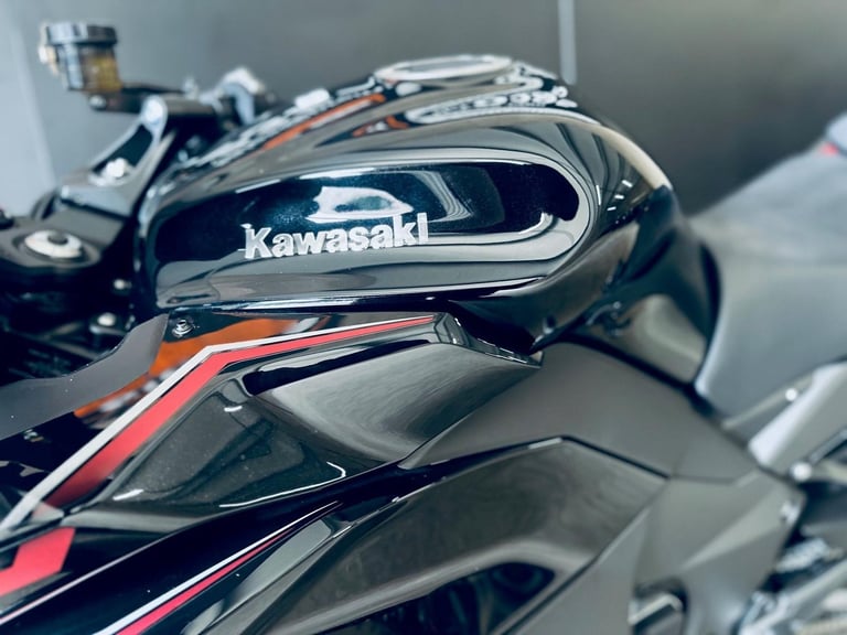 Stunning Low Mileage 2024/24 Kawasaki Ninja 1000 SX Motorcycle 
