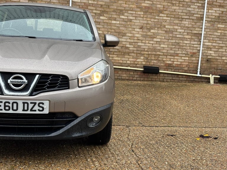2010 Nissan Qashqai 1.5 dCi Acenta 5dr HATCHBACK Diesel Manual