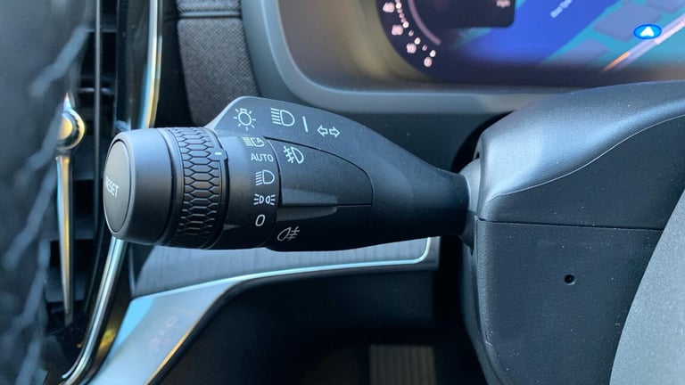 2025 Volvo XC90 2.0 B5 MHEV Ultra Bright SUV 5dr Petrol Hybrid Auto 4WD Euro 6 (s/s) (250 p ESTAT...