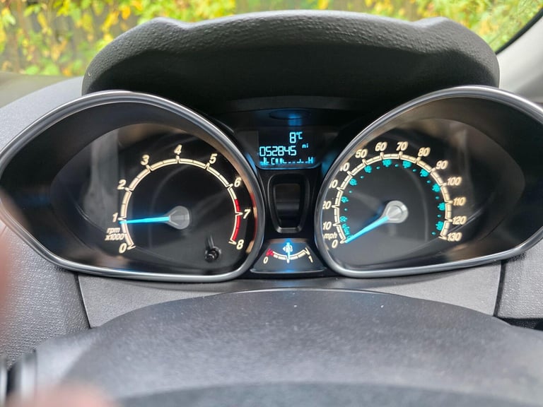 2016 Ford Fiesta 1.0T EcoBoost Zetec Euro 6 (s/s) 3dr HATCHBACK Petrol Manual