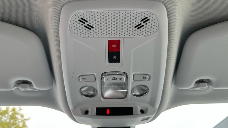 2021 Peugeot 2008 1.2 PureTech Allure Premium SUV 5dr Petrol Manual Euro 6 (s/s) (100 ps) SUV Pet...