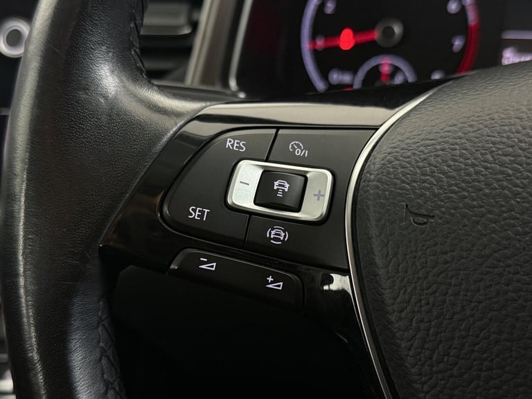  Volkswagen T-Roc 1.0 TSI SE Euro 6 (s/s) 5dr Petrol Manual