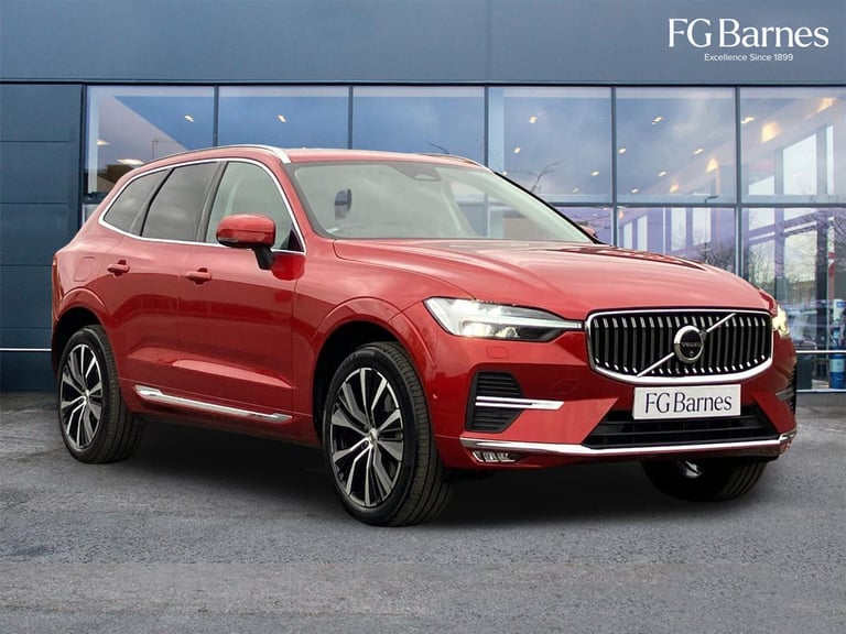 image for 2024 Volvo XC60 2.0 B5P Ultra Dark 5dr AWD Geartronic ESTATE Petrol/Electric Hybrid Automatic