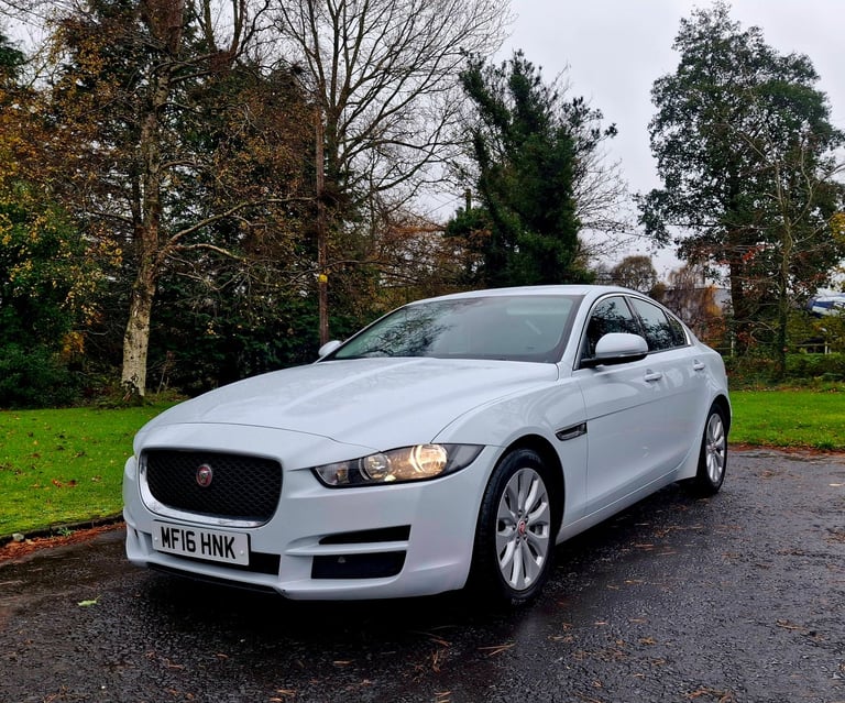 IMMACULATE JAGUAR XE 2.O SPECIAL EDDION a4 a5 cla c220 a class 320d 520 