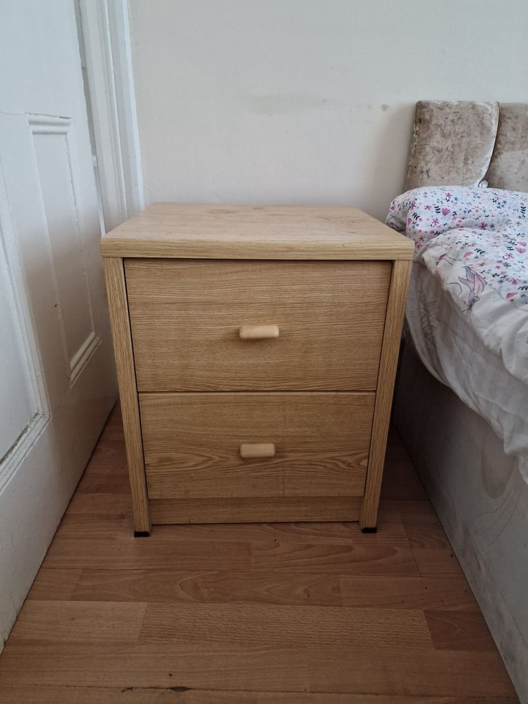 Bedside Tables for Free