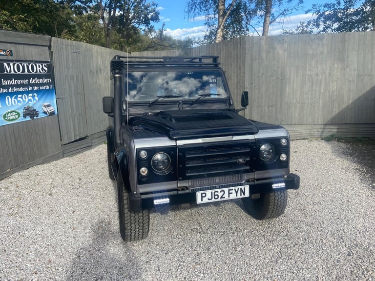 2012 Land Rover Defender Hard Top TDCi [2.2] PANEL VAN DIESEL Manual