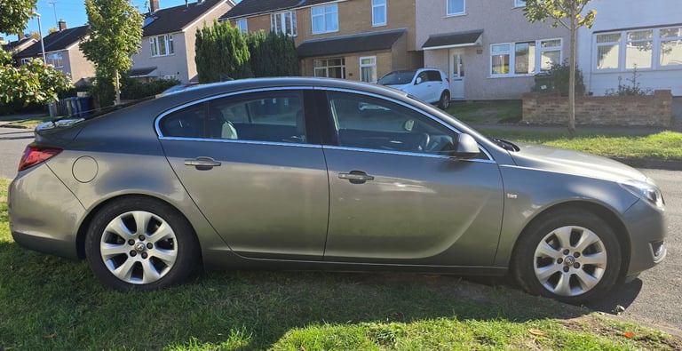 Vauxhall, INSIGNIA, Hatchback, 2017, Manual, 1598 (cc), 5 doors