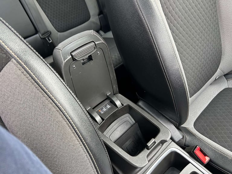 2018 Vauxhall Grandland X 1.2 Grandland X Sport Nav T S/S 5dr SUV Petrol Manual
