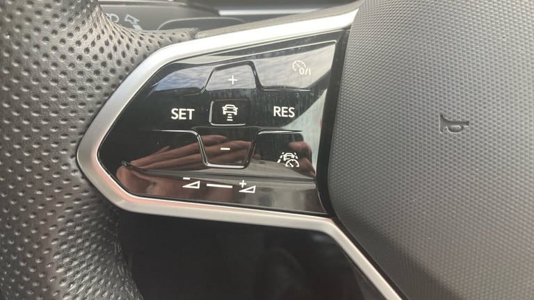 2023 Volkswagen Tiguan 2.0 TDI R-Line 5dr DSG Diesel Estate Estate Diesel Automatic