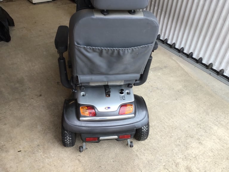 Kymco ForU Maxi XLS 8mph Mobility Scooter