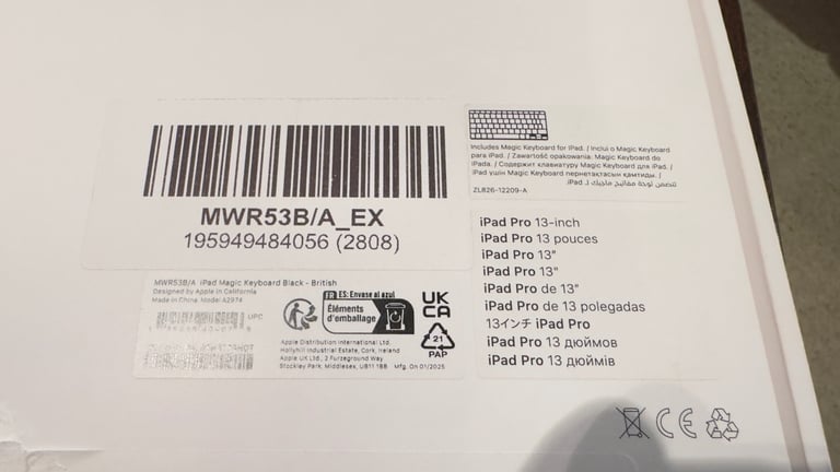 Apple Magic Keyboard iPad Pro 13 M4