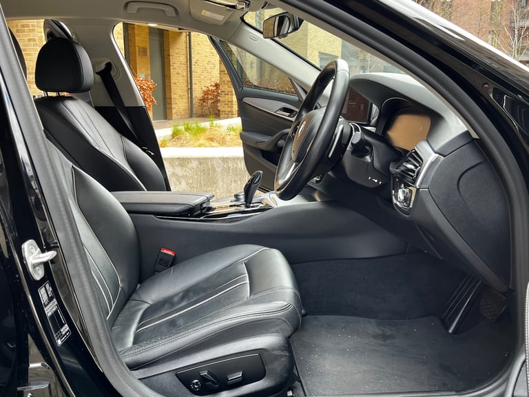 2021 BMW 5 Series 2.0 520d MHT SE Saloon 