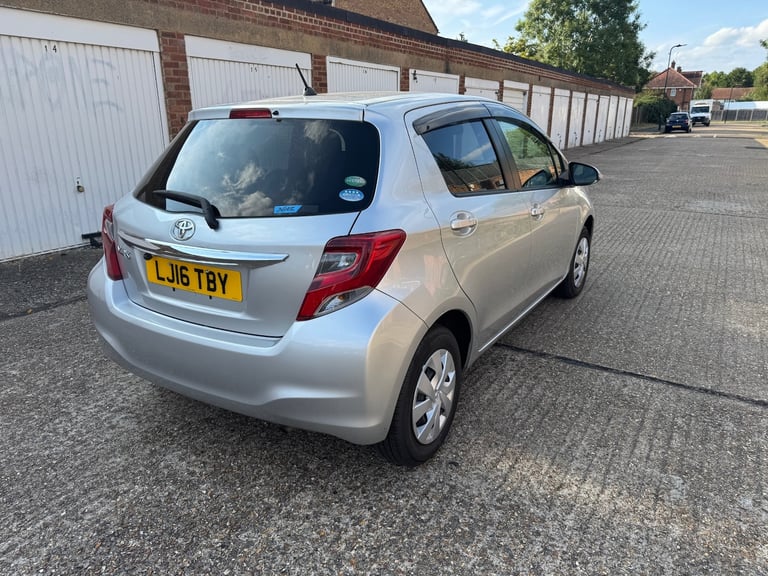 2016 Toyota Yaris Euro 6 Hatchback Petrol Automatic