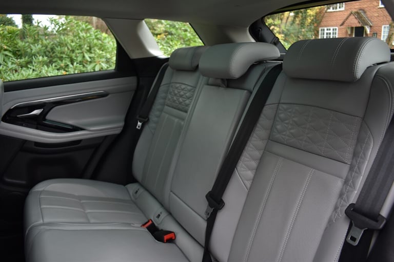 2020 Land Rover Range Rover Evoque HSE+Panoramic Roof Plus Much More!!! Estate Petrol Automatic