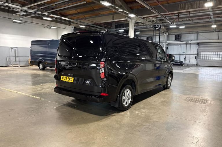 2025 Ford Transit Custom 280 Limited L2 LWB FWD 2.0 EcoBlue 136ps Low Roof, CRUISE CONTROL, AIR C...