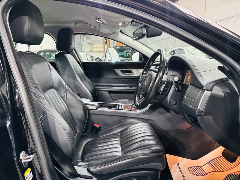 2018 Jaguar XF 2.0d Portfolio Auto AWD Euro 6 (s/s) 4dr SALOON Diesel Automatic