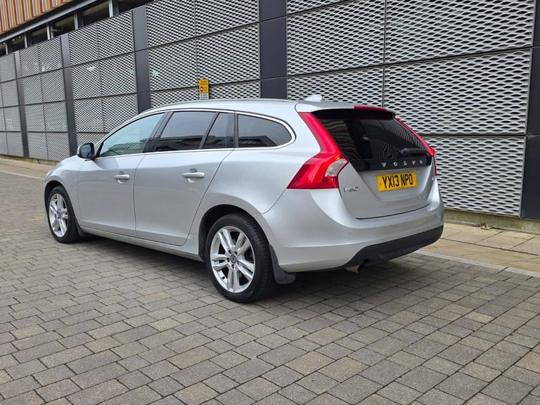 Volvo, V60, Estate, 2013, Manual, 1560 (cc), 5 doors