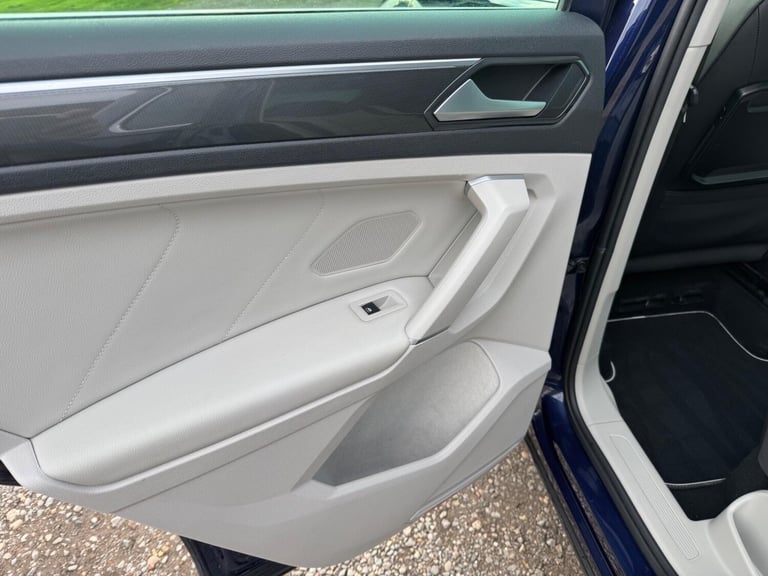 2017 Volkswagen Tiguan 2.0 TDI SEL DSG 4Motion Euro 6 (s/s) 5dr ESTATE Diesel Automatic