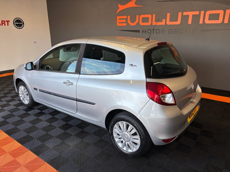2010 Renault Clio 1.2 16V I-Music 3dr HATCHBACK Petrol Manual