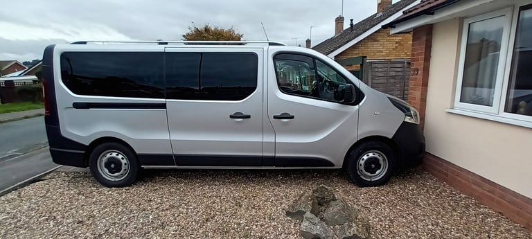Vauxhall, VIVARO, MPV Day van 2015