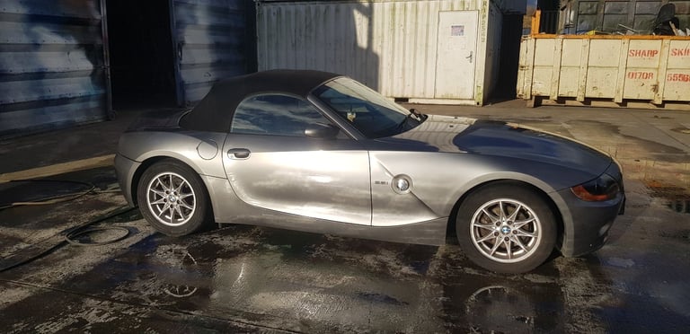 BMW, Z4, Convertible, 2003, Manual, 2494 (cc), 2 doors