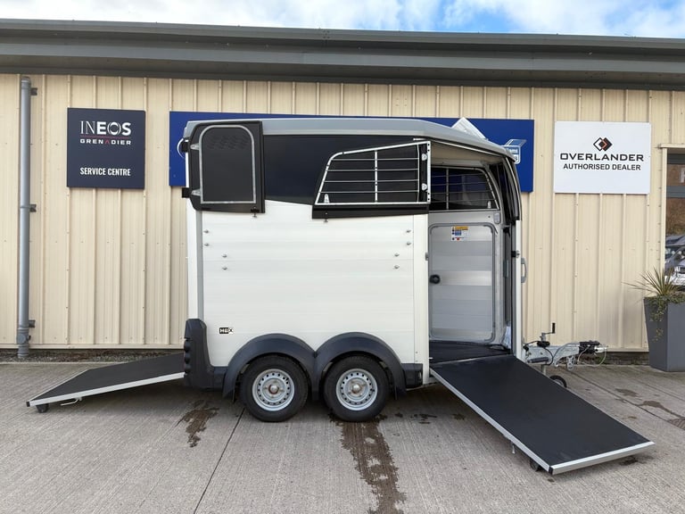 New Ifor Williams HBX403 single horse trailer 