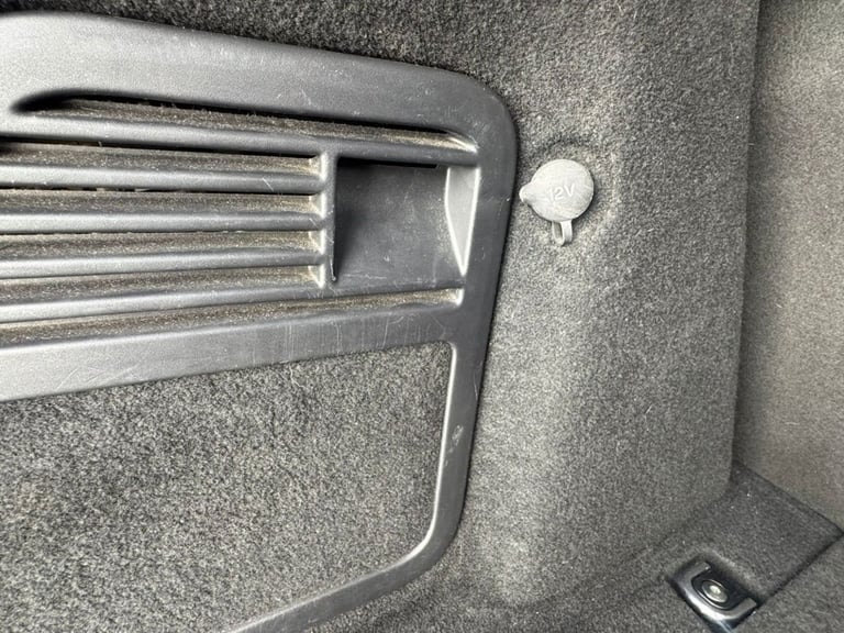 2012 62 LAND ROVER RANGE ROVER EVOQUE 2.2 SD4 PURE SUV 5DR DIESEL AUTO 4WD EURO