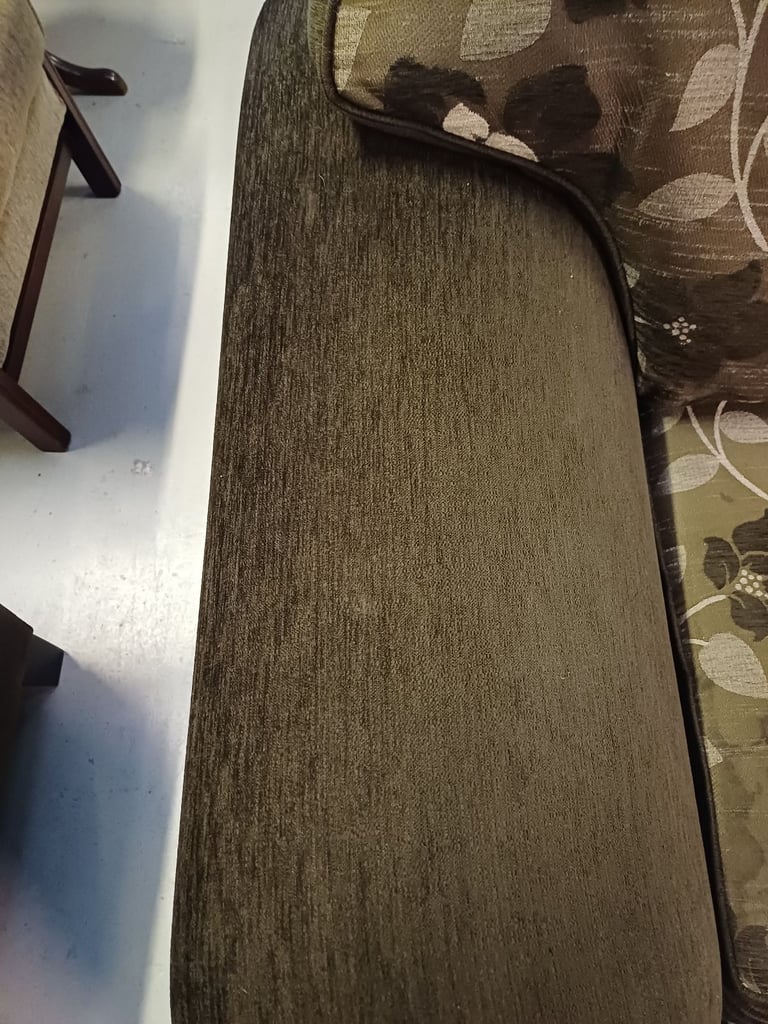 Brown floral three piece suite 