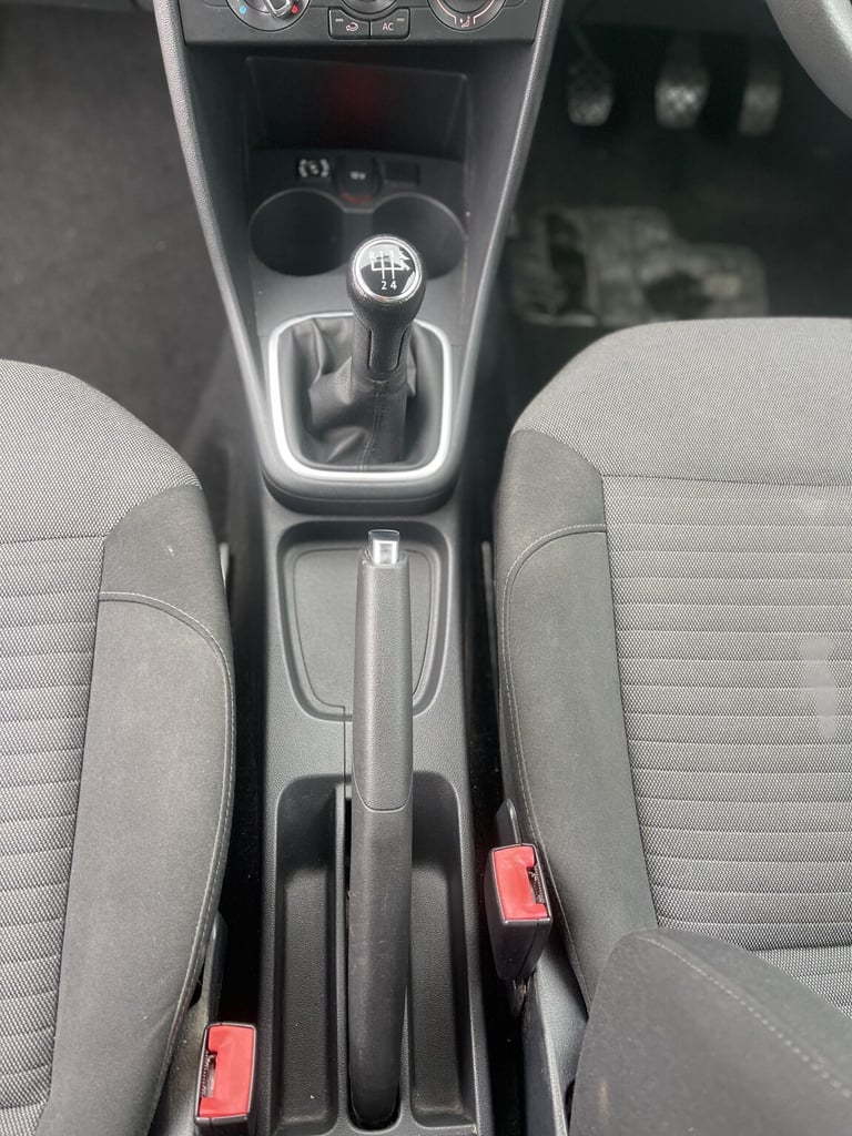 VOLKSWAGEN POLO 1.4 SE 2011