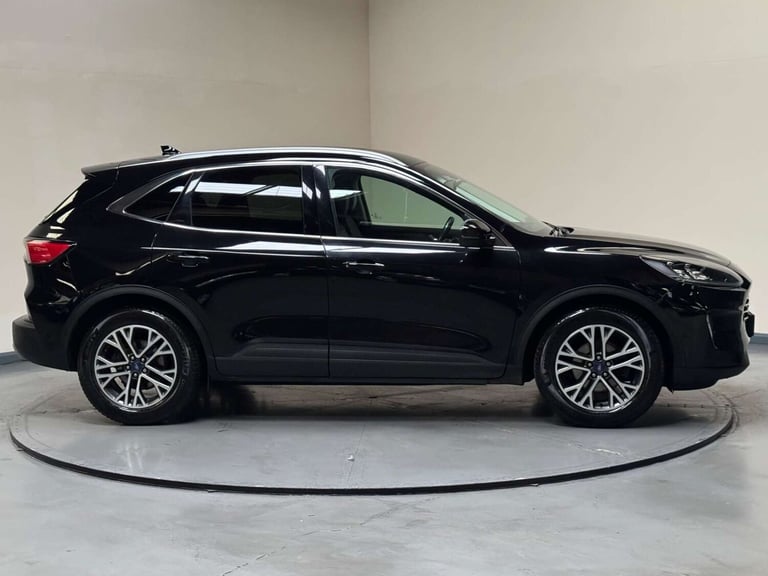 2020 Ford Kuga 1.5 EcoBlue Titanium First Edition Euro 6 (s/s) 5dr SUV Diesel Manual