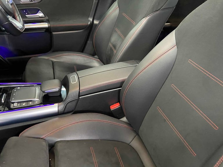  Mercedes-Benz GLA 200 AMG Line Premium Plus Night Ed 5dr Auto Hatchback Petrol Automatic