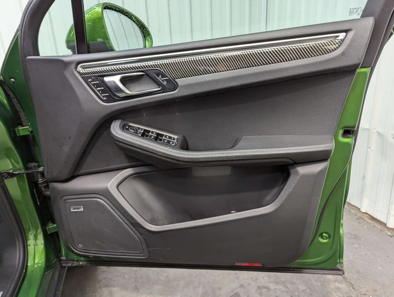 2019 Porsche Macan 3.0 Macan S Semi-Auto 4WD 5dr SUV Petrol Automatic